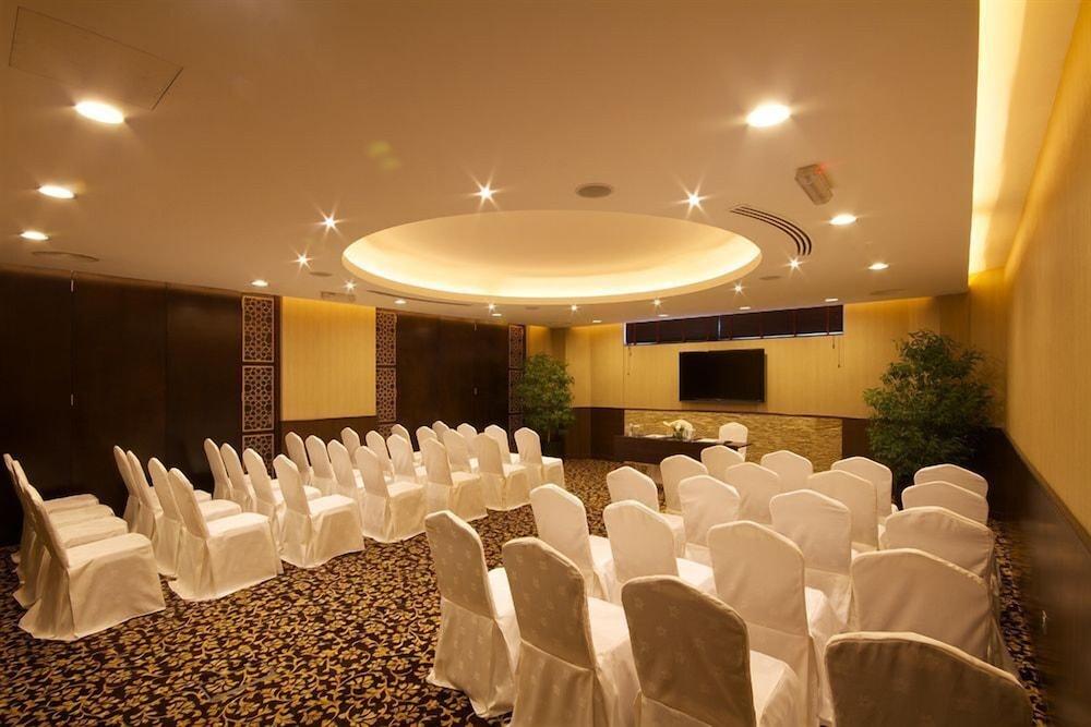 Welcome Hotel Apartment -2 Dubai Exterior photo